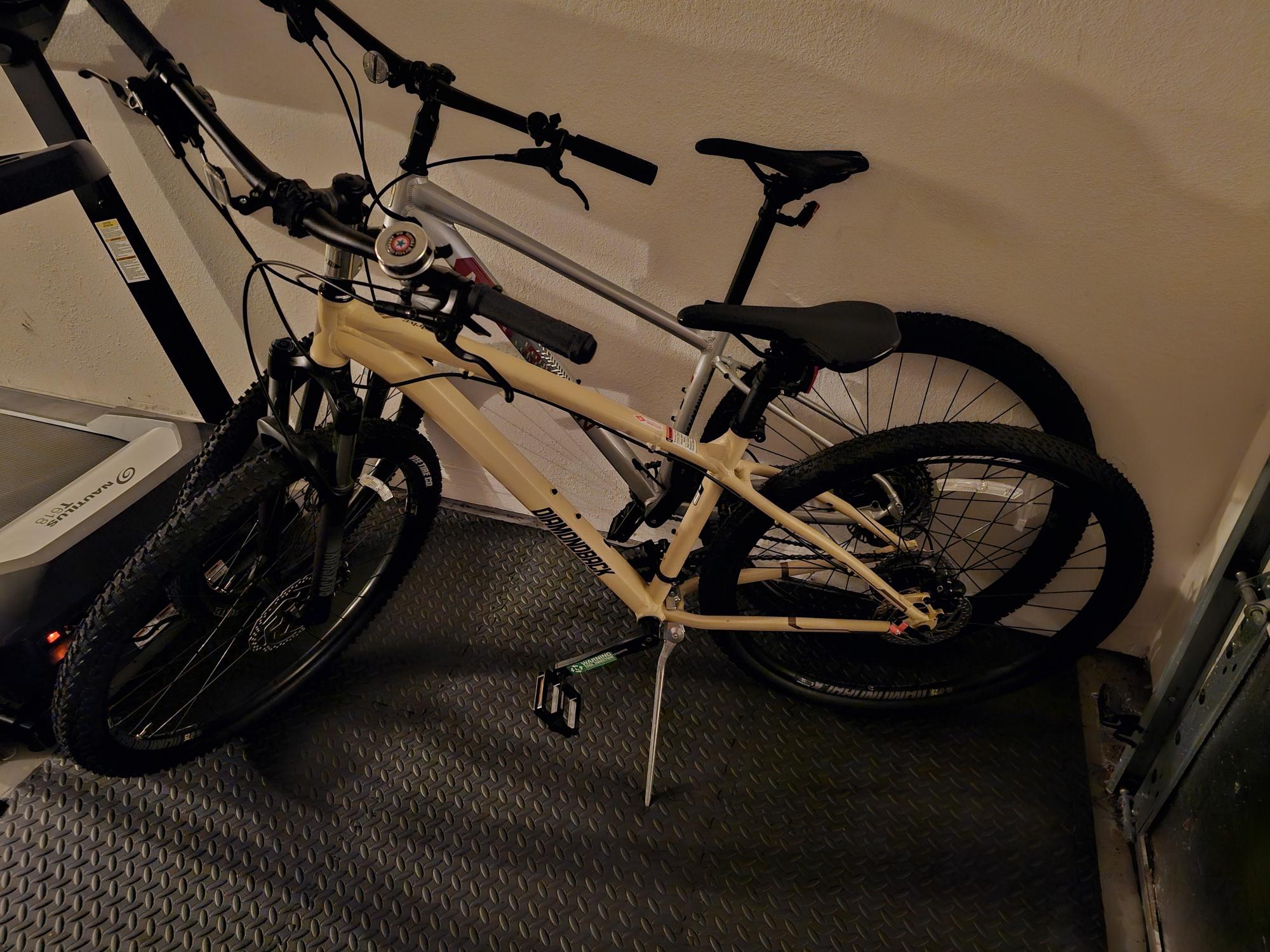 2021 Diamondback Overdrive 29.2 Yellow or Gold