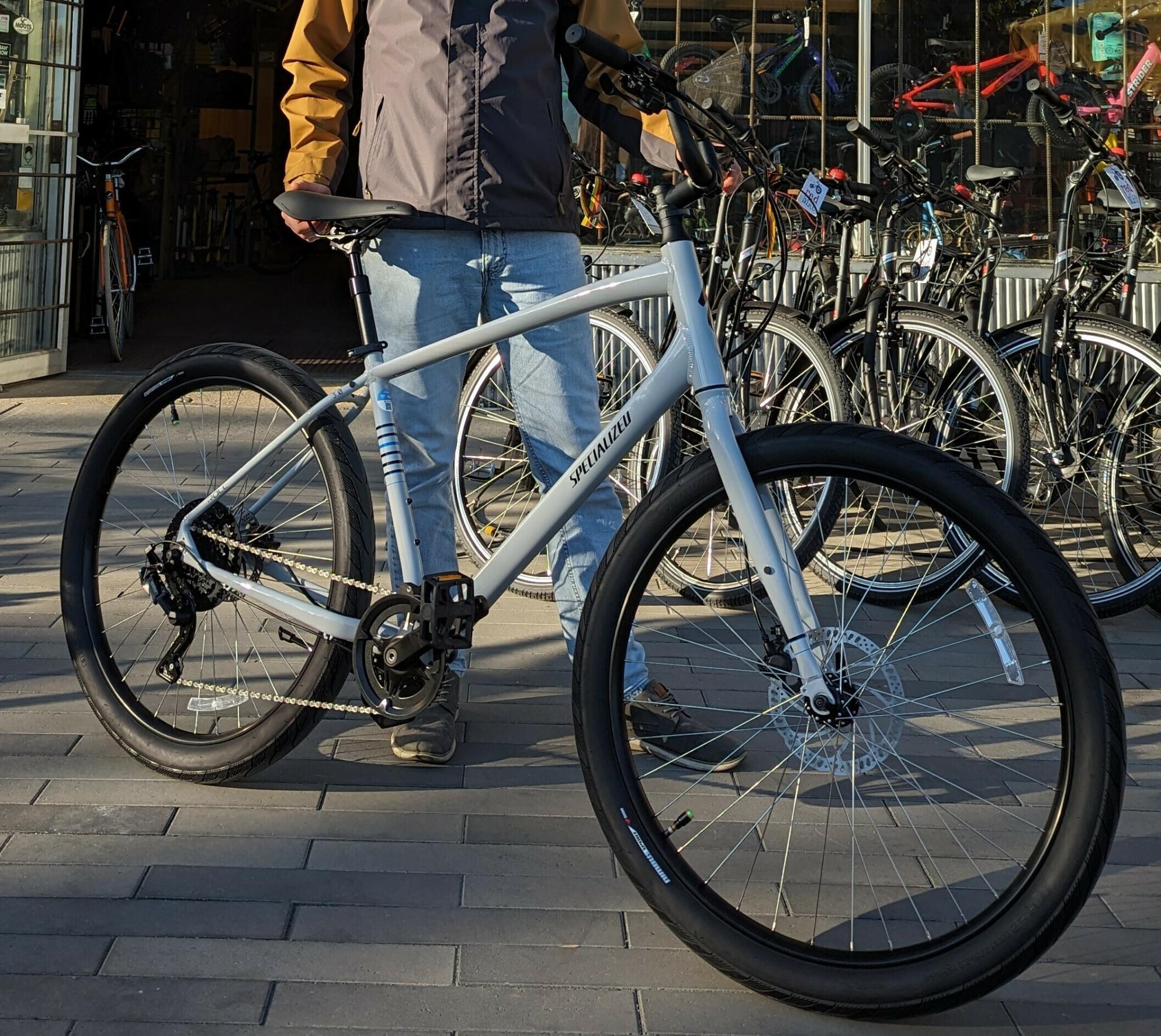 2023 Specialized Roll 3.0 Silver, gray or bare metal