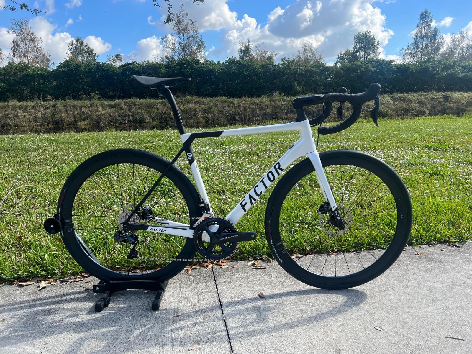 2021 Factor O2 Disc White