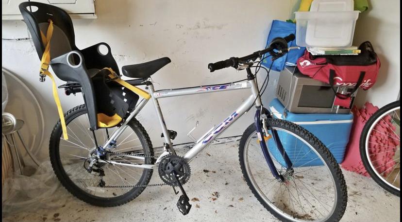 CCM Ice Silver, gray or bare metal and Blue