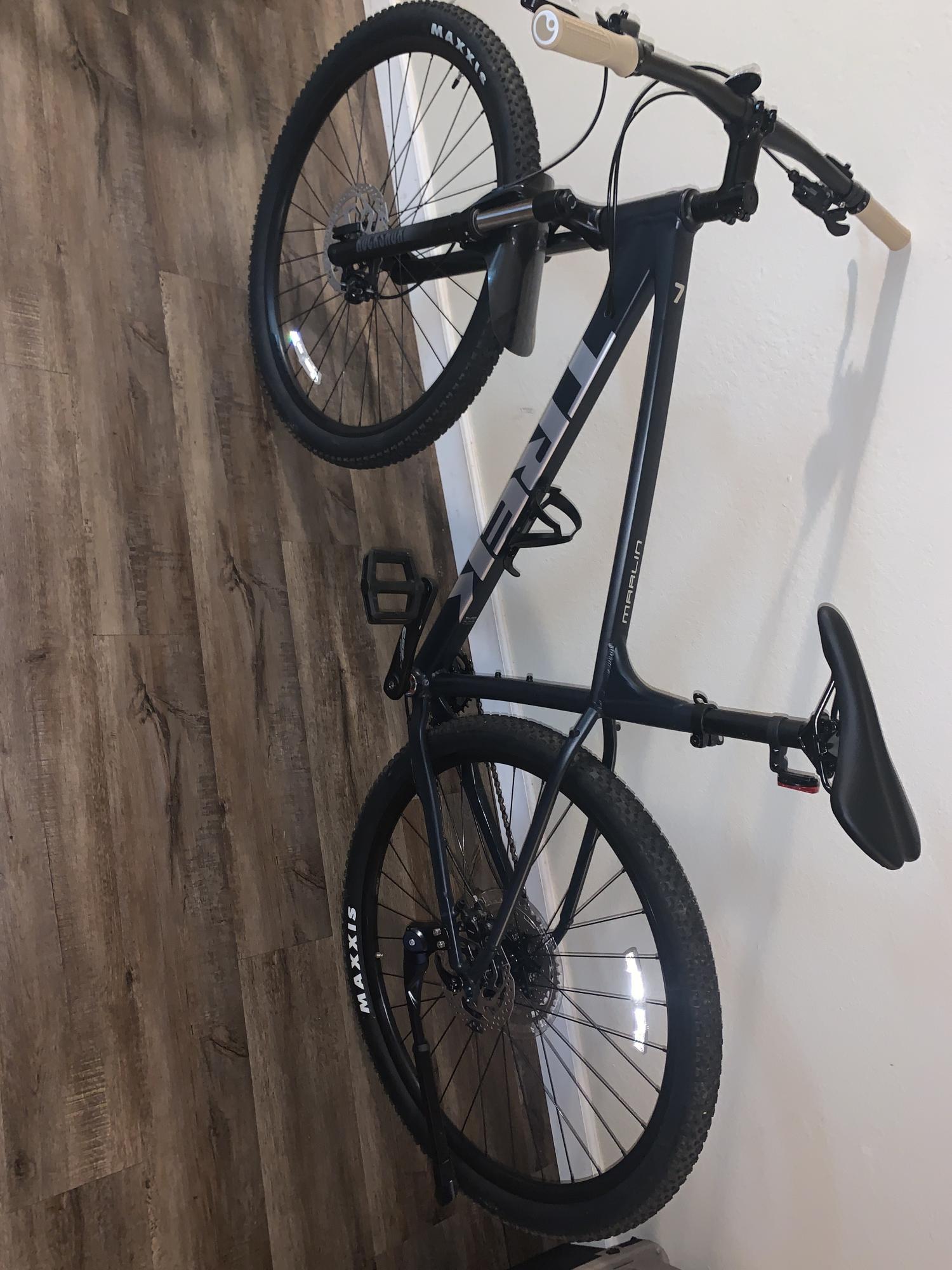 2022 Trek 1046893 Blue and Silver, gray or bare metal