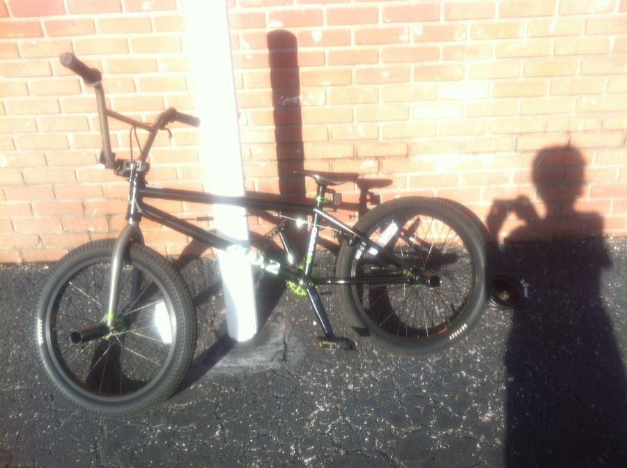 Haro 400.2  Black