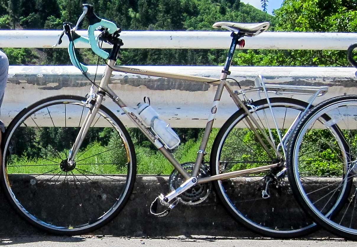 Salsa Casseroll Yellow or Gold