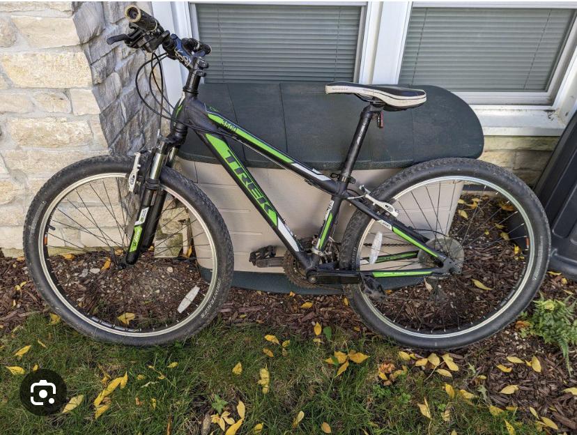 2014 Trek 3500 Disc Black, Green, and White