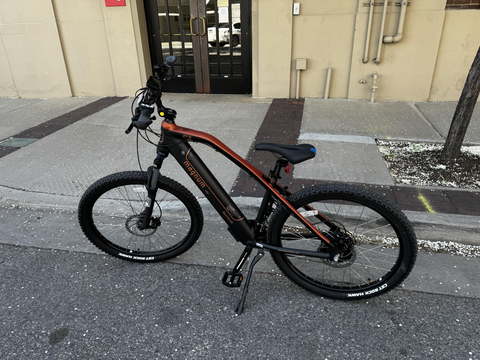 Magnum Bikes Summit Black