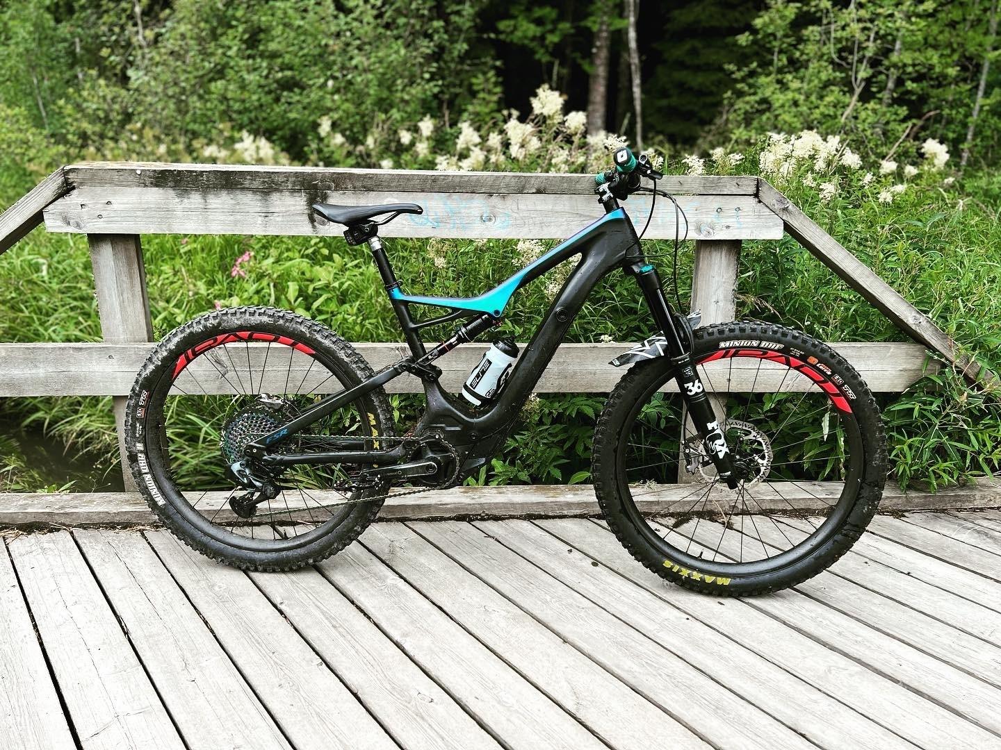 2018 Specialized Turbo Levo Black
