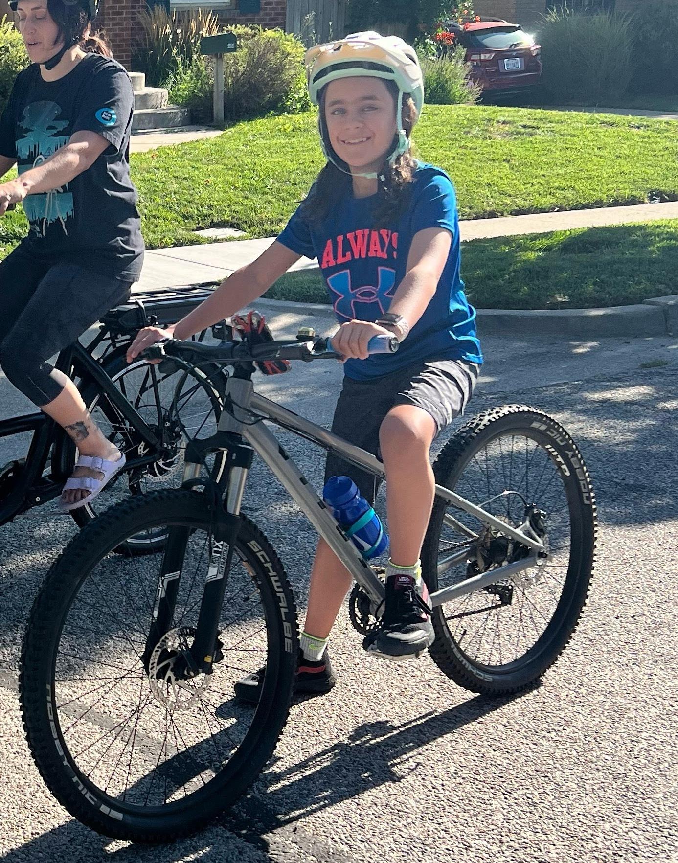 Vitus I don’t know Silver, gray or bare metal