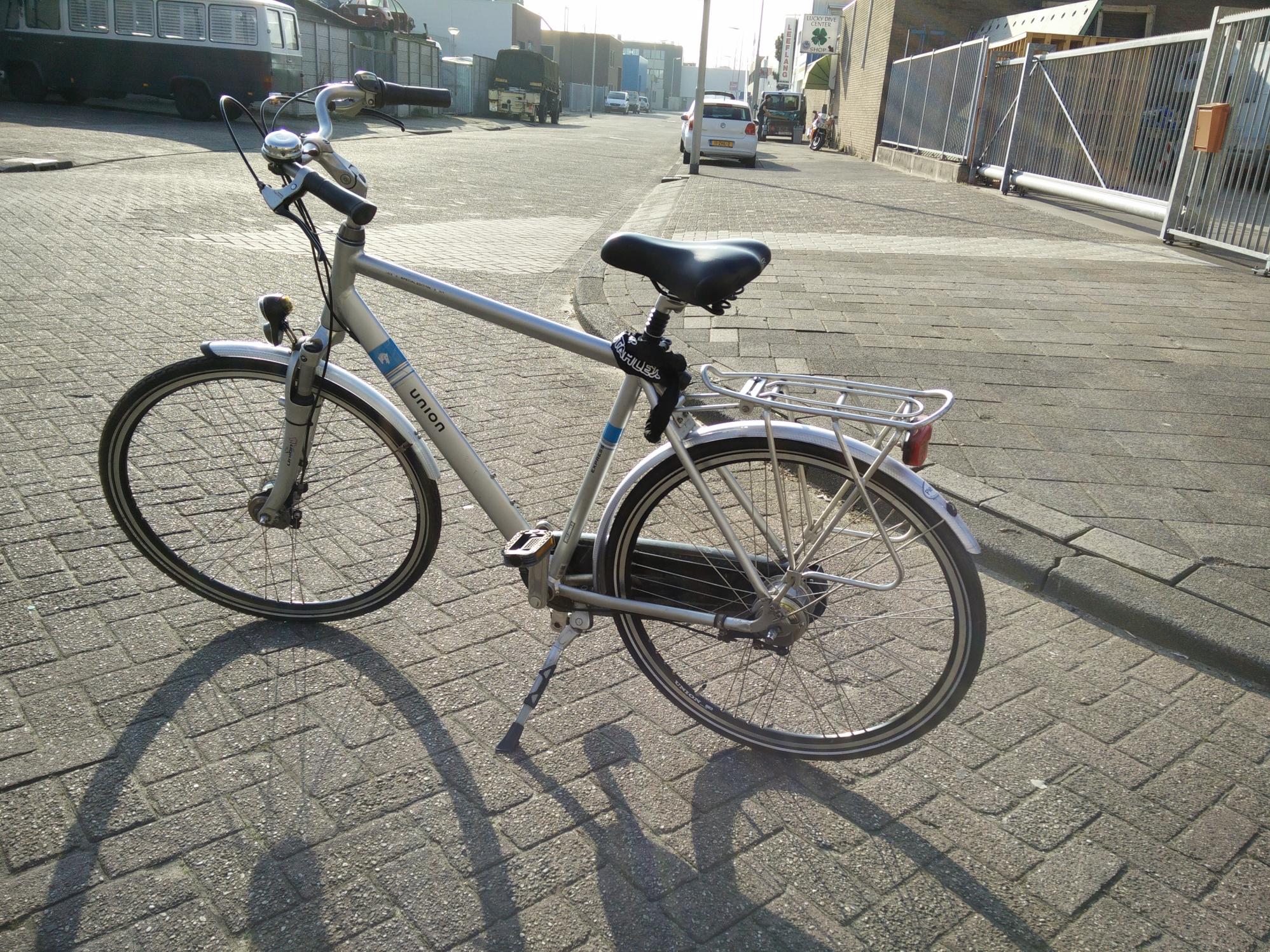 Unknown HFIETS Silver or Gray