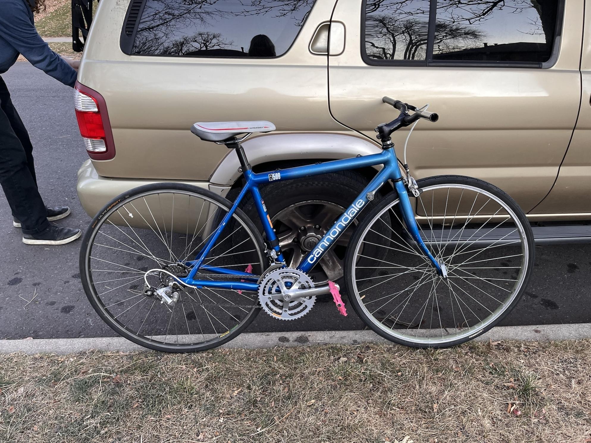 2004 Cannondale R500 Blue
