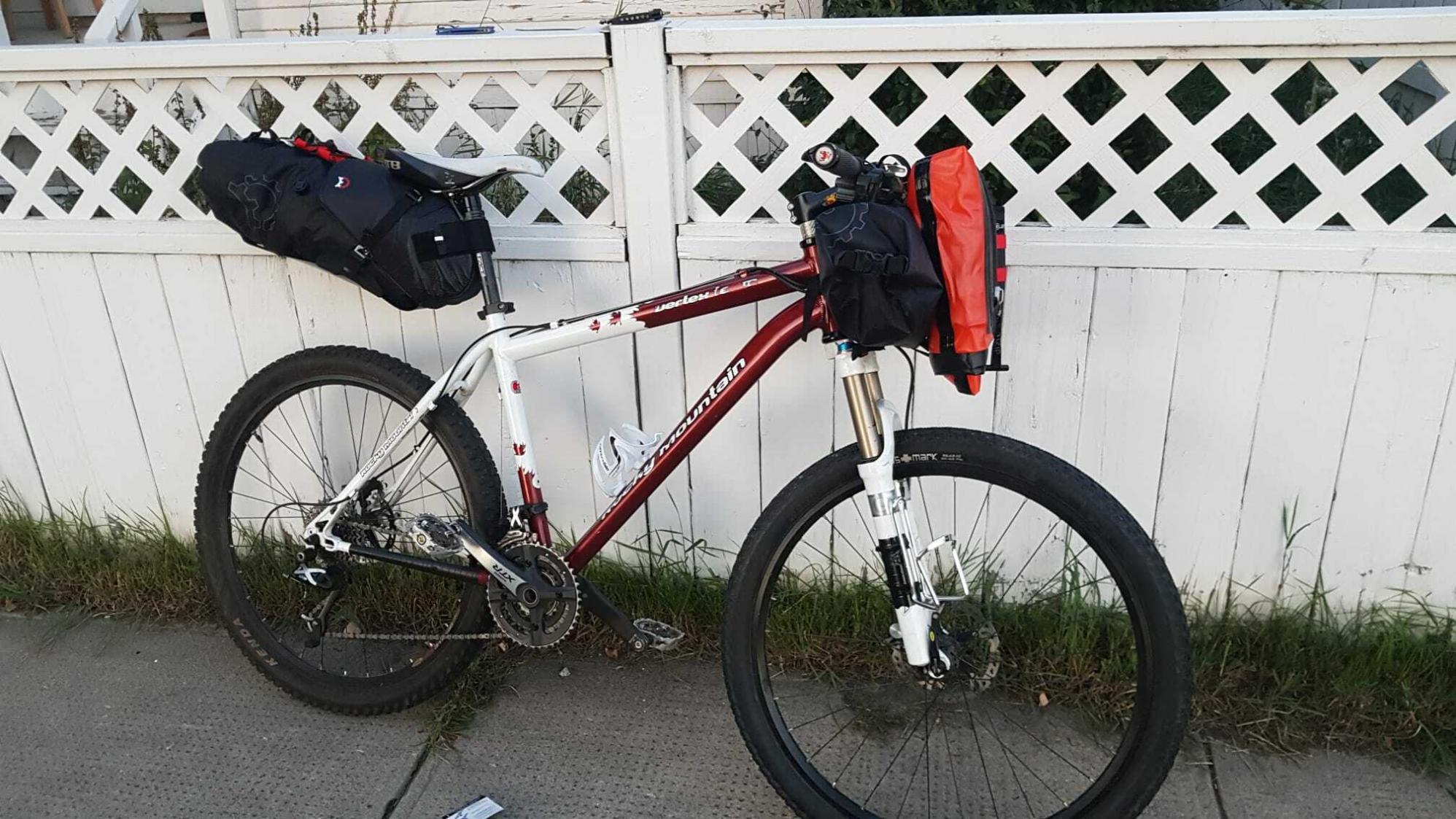 Rocky Mountain Bicycles Vertex Red and White