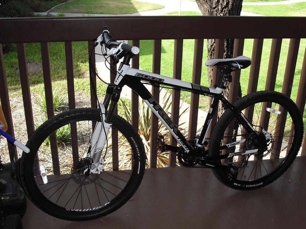 2011 Trek 6000 disc  Black