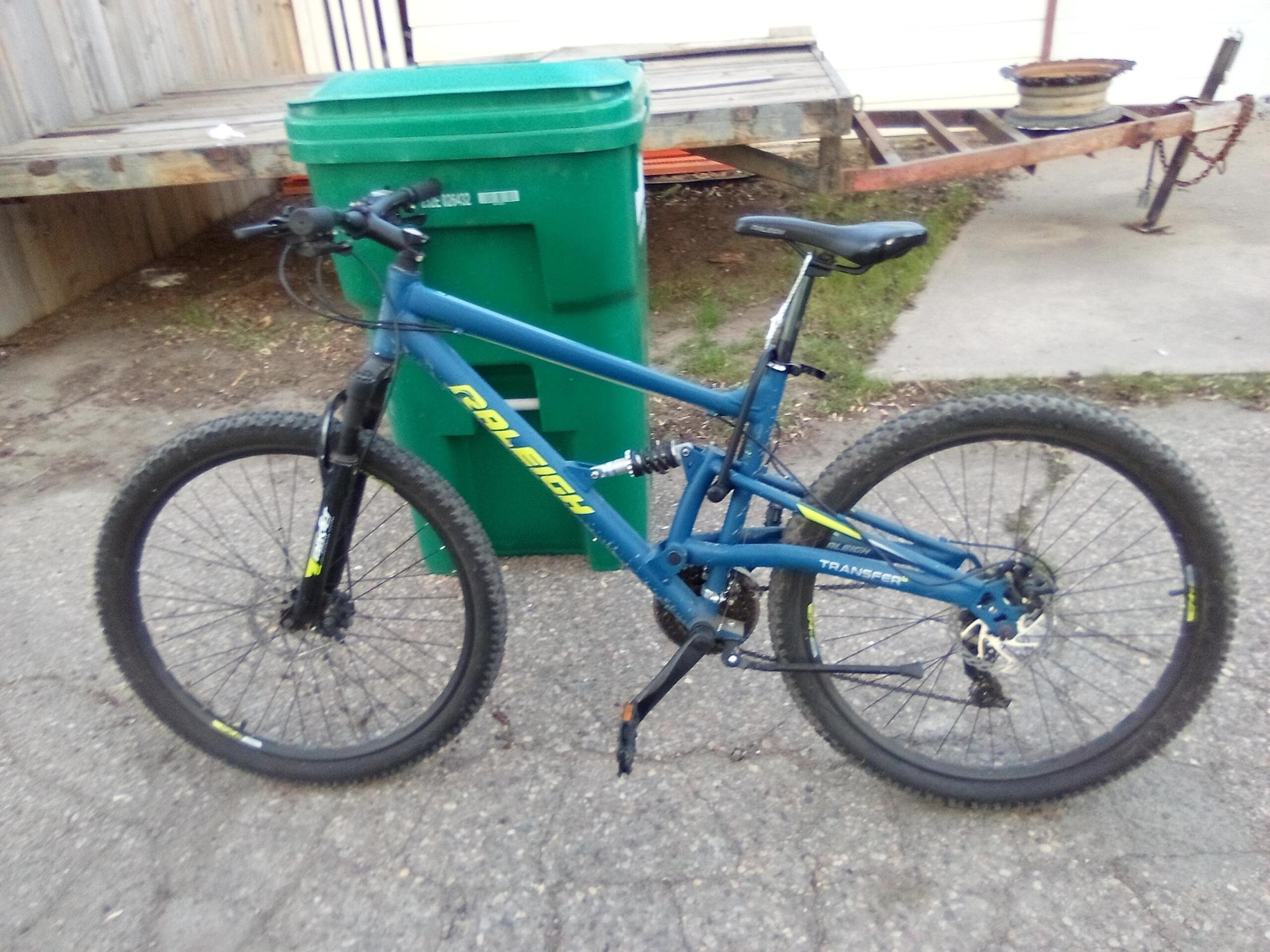 Raleigh Full suspension Blue