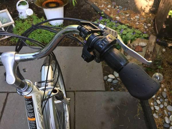 eZip Commuter Trailz White