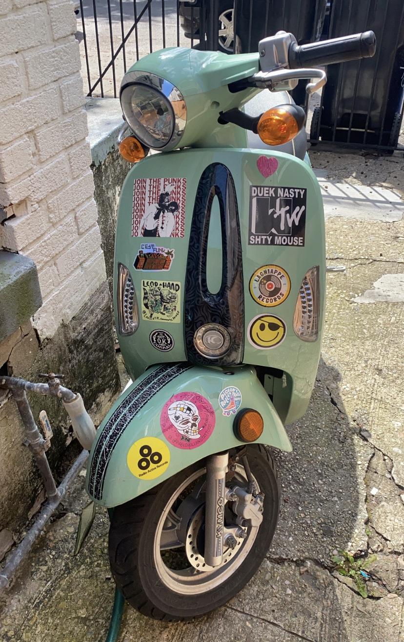 2017 Kymco Campagne 110i e-scooter Teal and Stickers tape or other cover-up