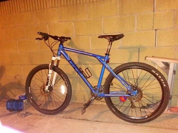 GT Bicycles avalanche 2.0 Blue and White