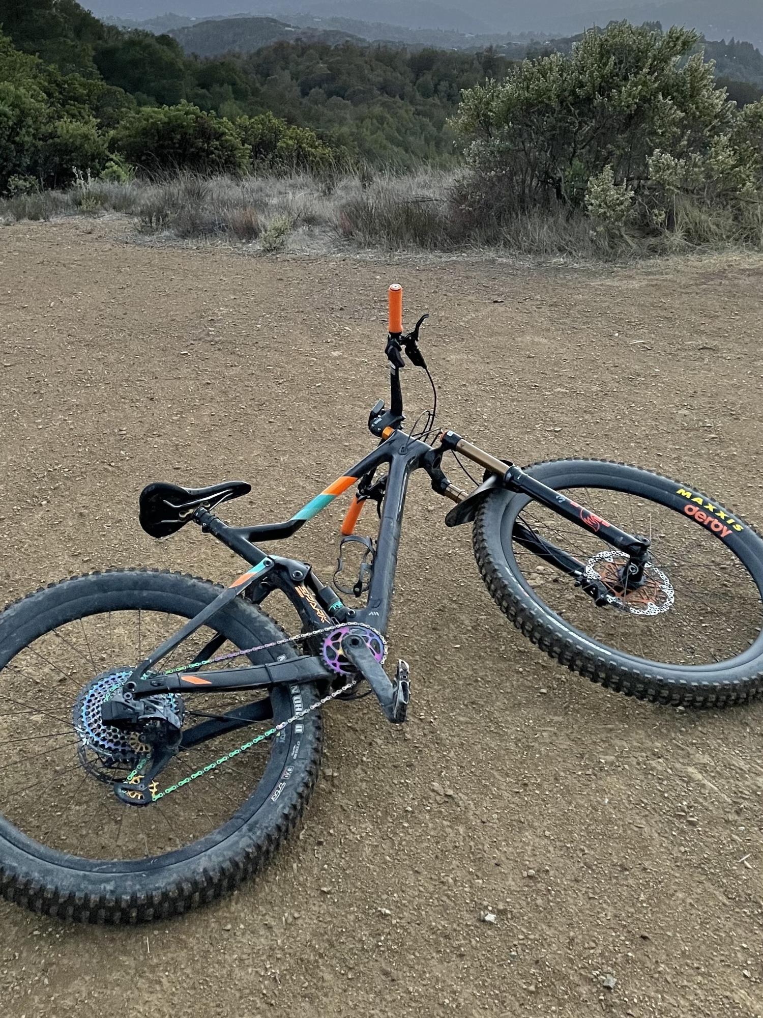 2017 SCOTT Spark 700 Tuned Plus Black