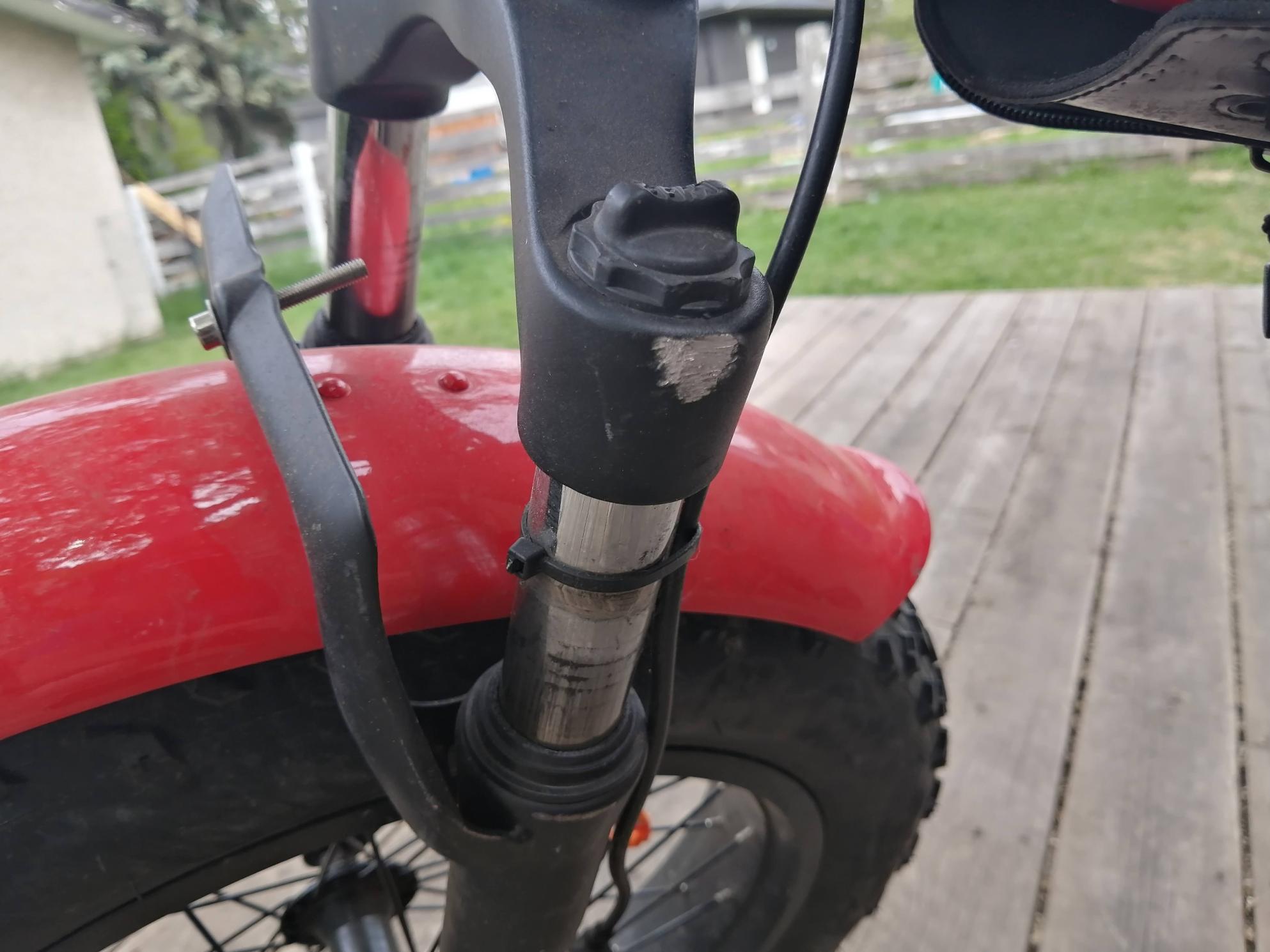 2020 Daymak new yorker Red