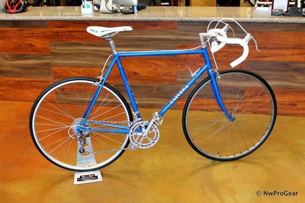 1986 Univega Sportour Blue