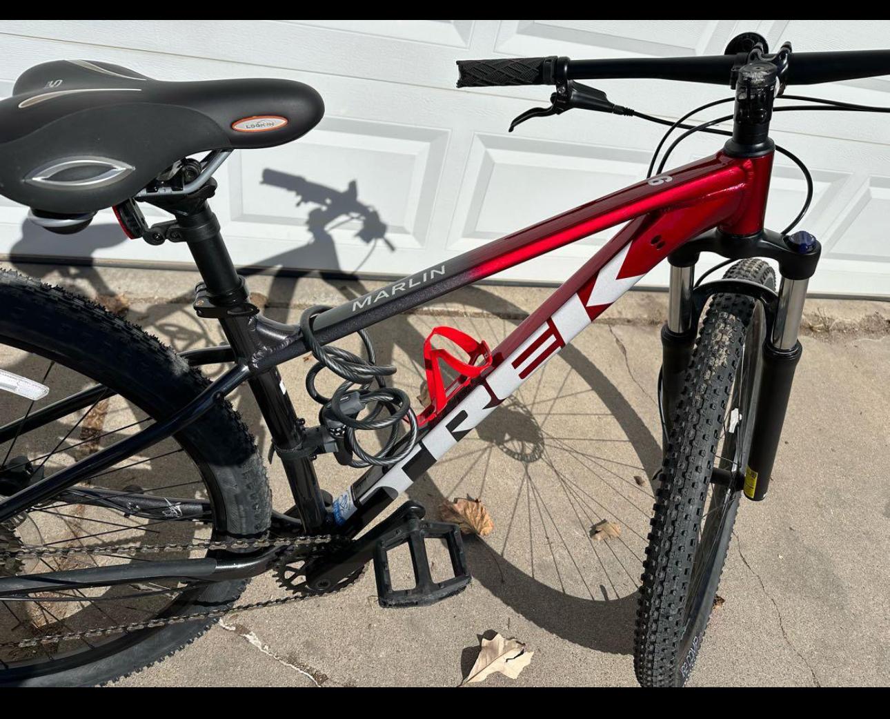 Trek Marlin Red