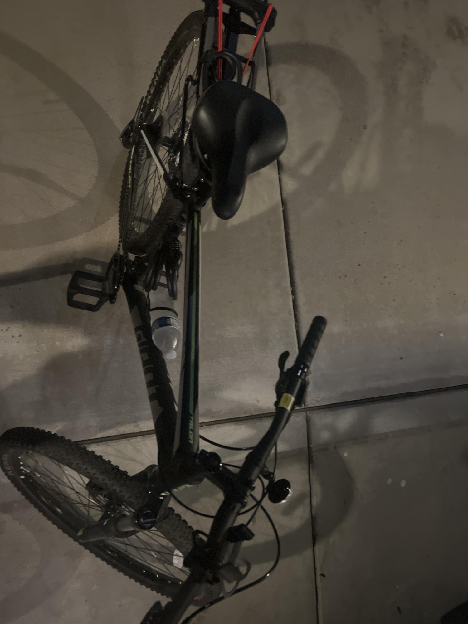 2023 Giant Talon Black