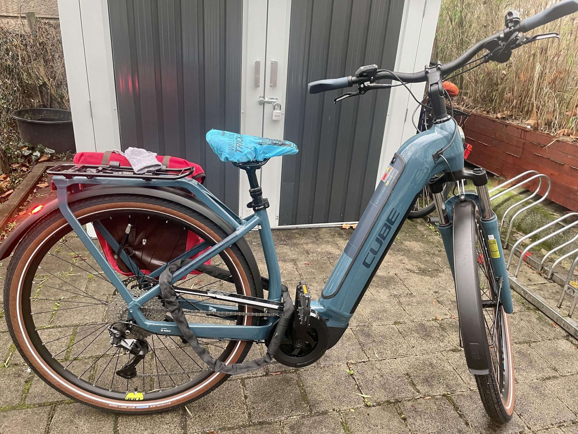 2022 Cube Kathmandu hybrid one 625 easy entry xs Teal