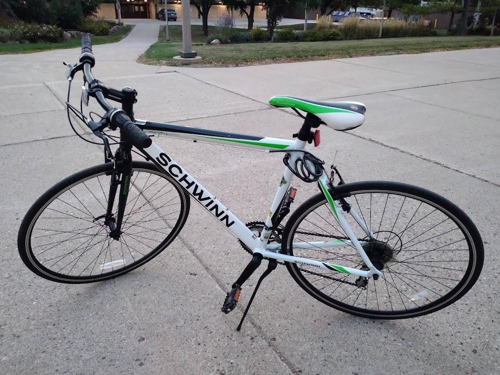 2014 Schwinn Varsity 1200 6061 Aluminium White, Green, and Black