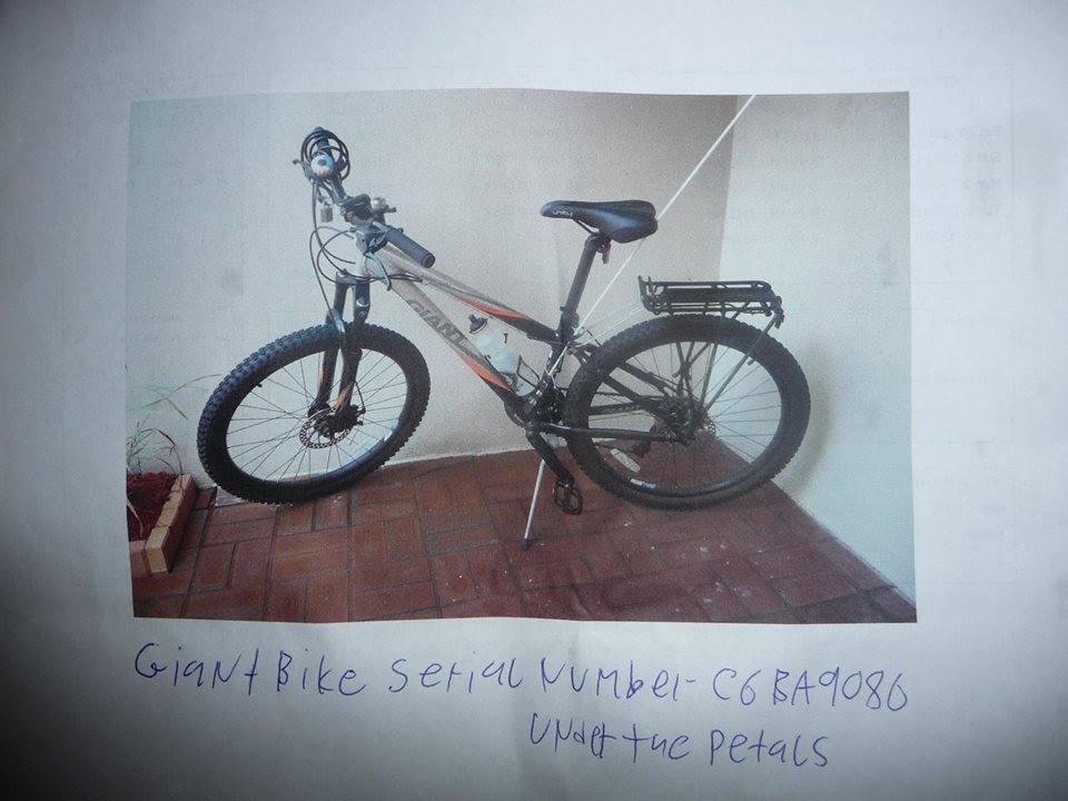 2009 Giant silver orange and black Silver, gray or bare metal