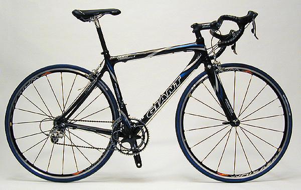 2006 Giant Blue and Black