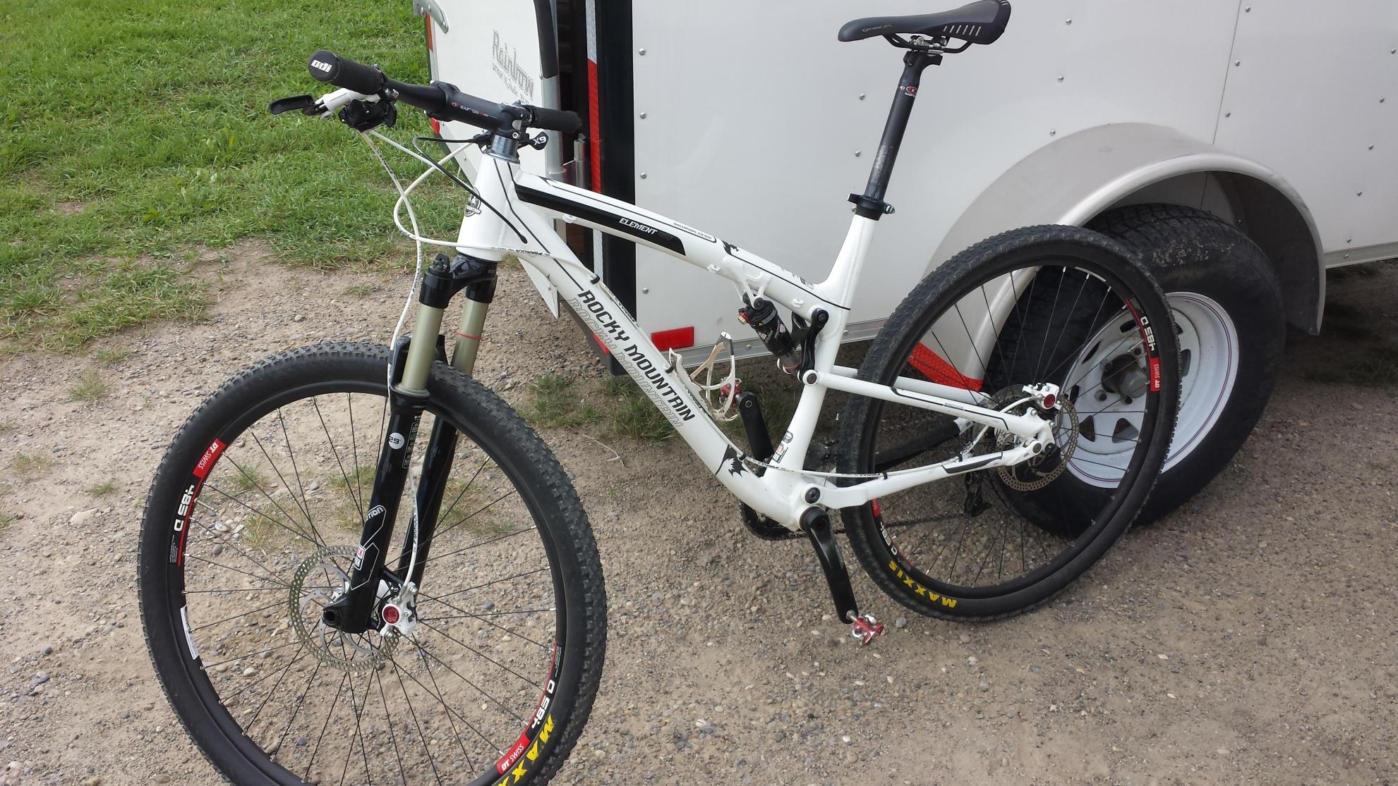 2012 Rocky Mountain Bicycles Element White