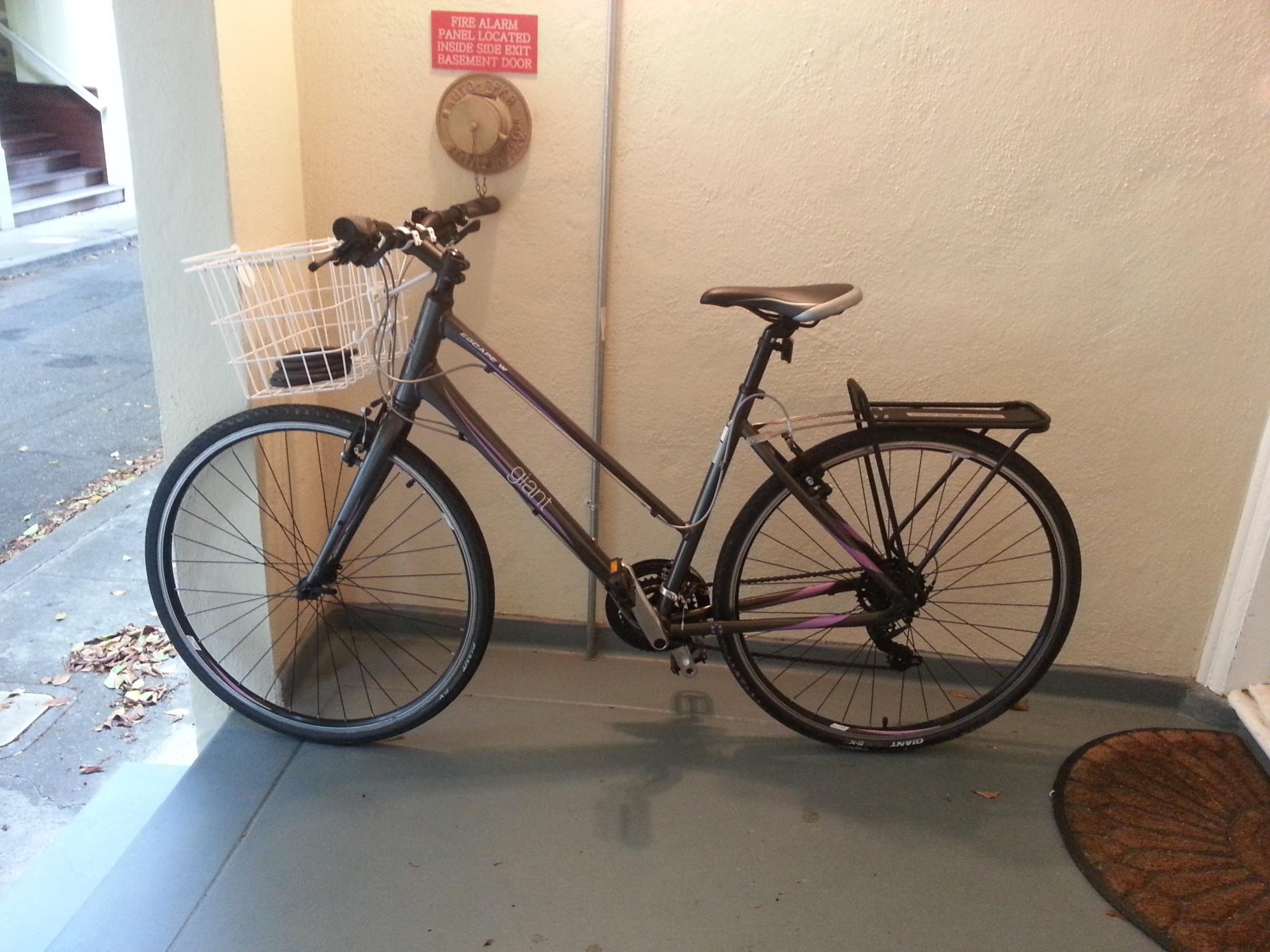 2014 Giant B14ES3W 2014 Escape3 Wmns  Purple