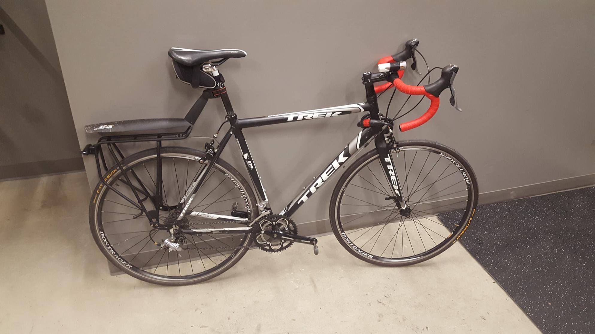 2010 Trek 1.5 Black and White