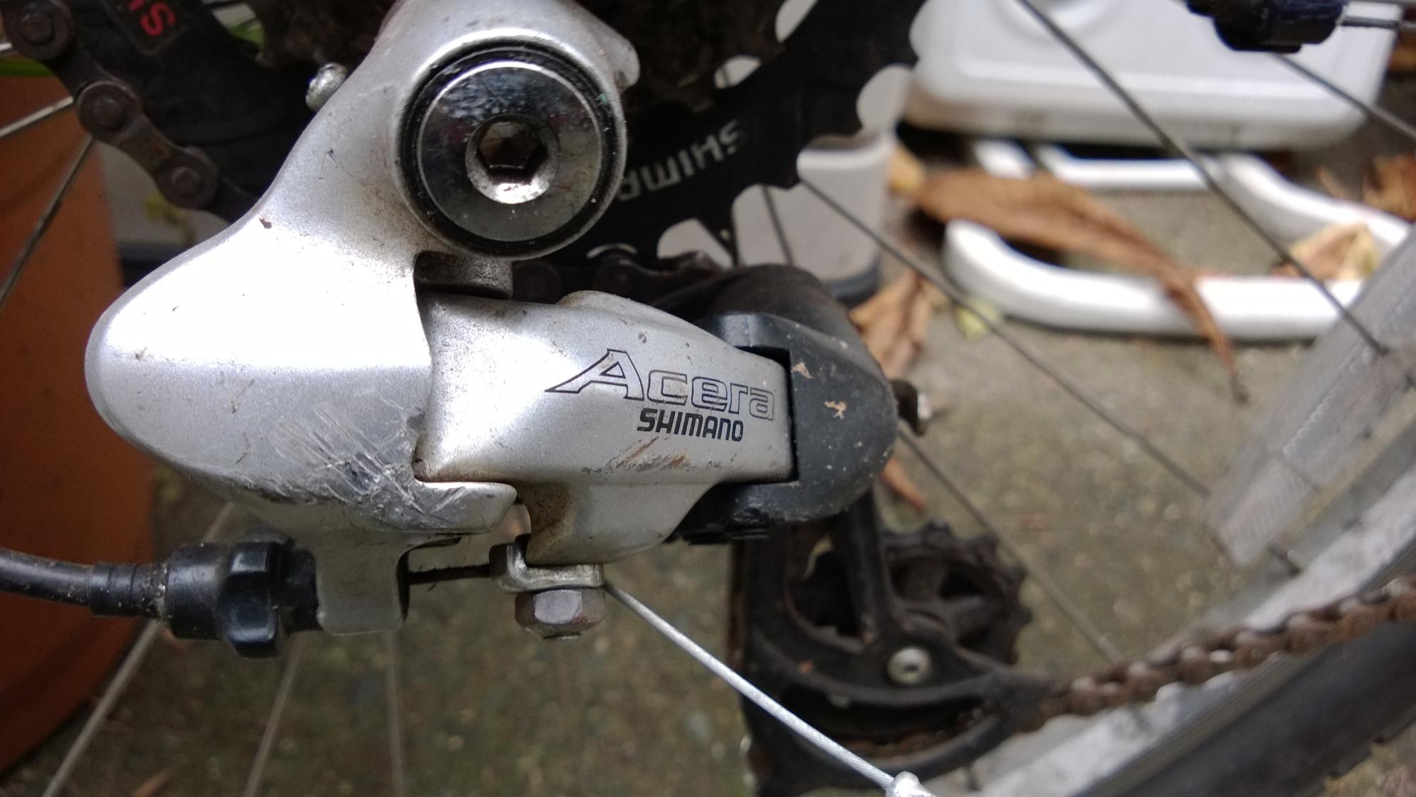 2005 Specialized Expedition Sport  Silver or Gray