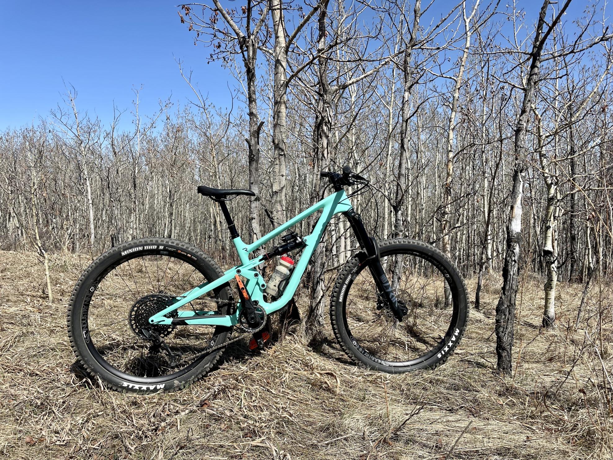 2022 Revel Rail Teal