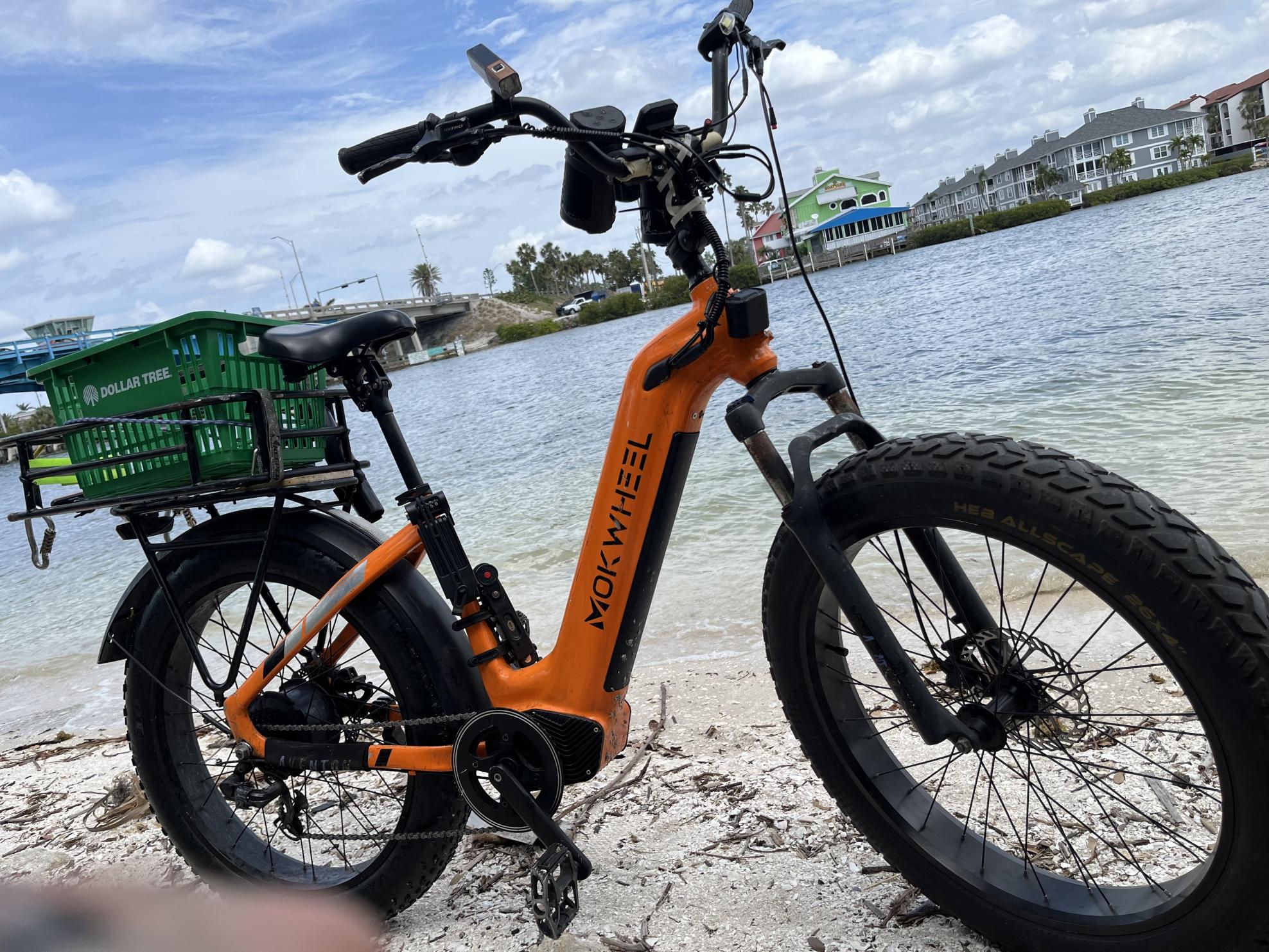 Mokwheel Basalt ST Orange and Black
