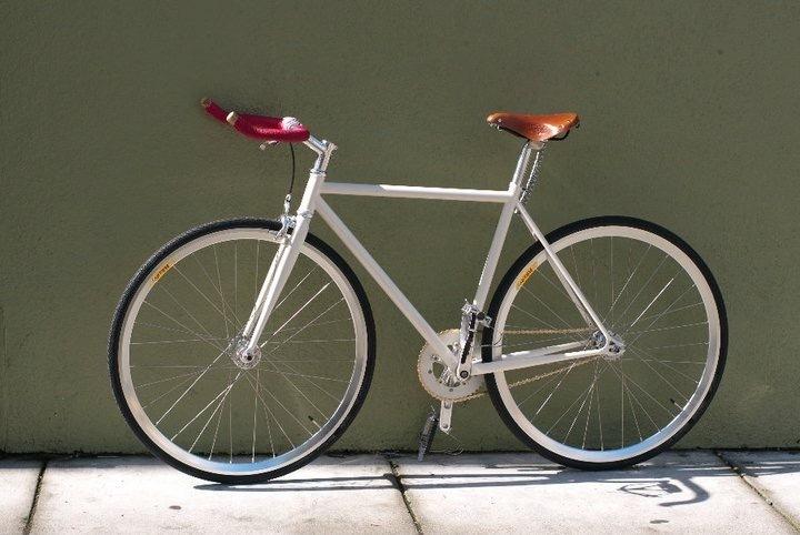 2012 Mission Bicycles White