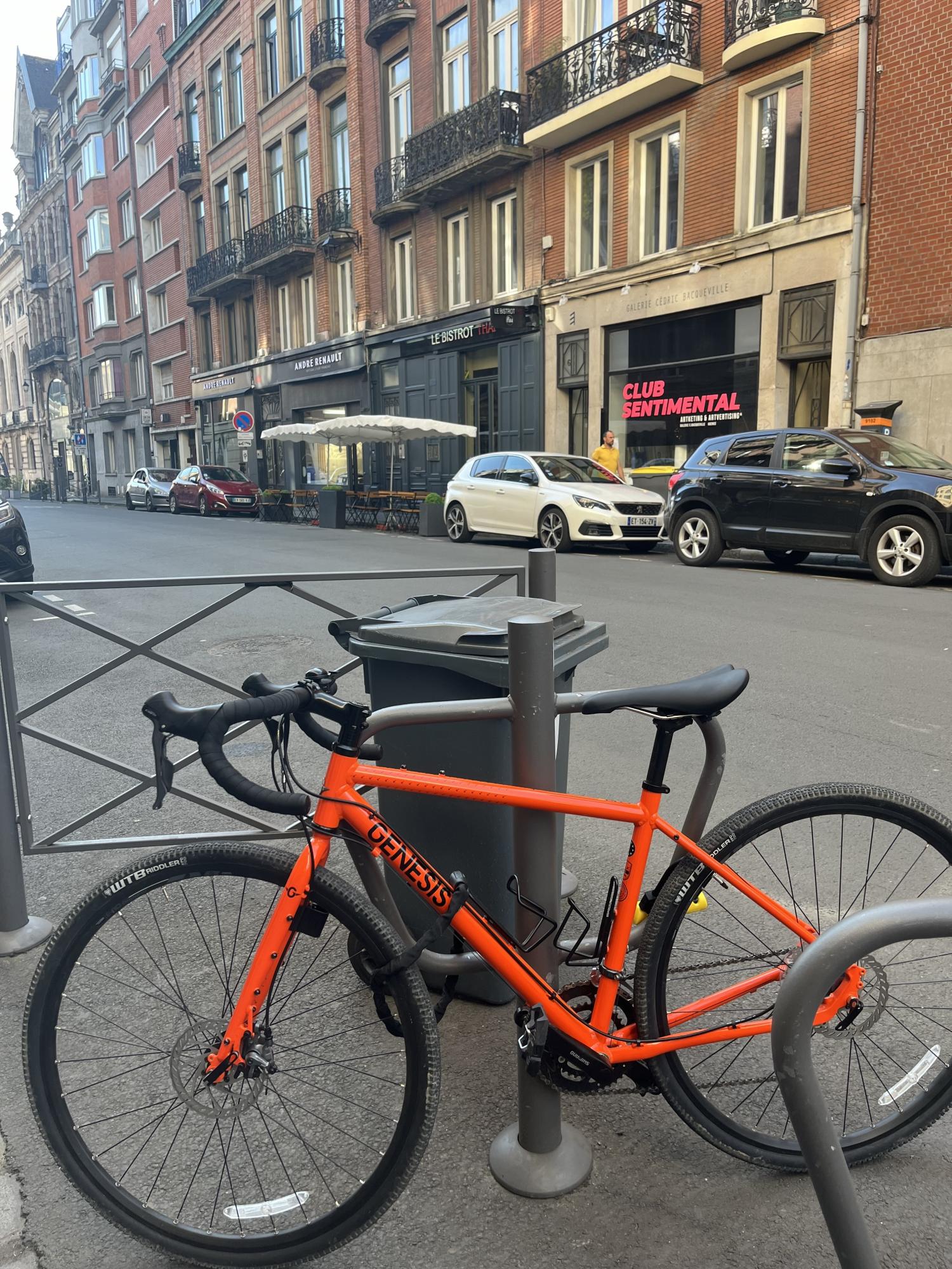 2022 Genesis CDA 10 Orange