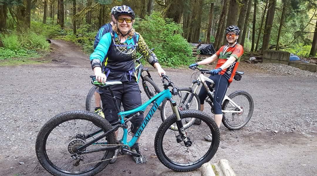 2016 Specialized SMALL Teal and Teal