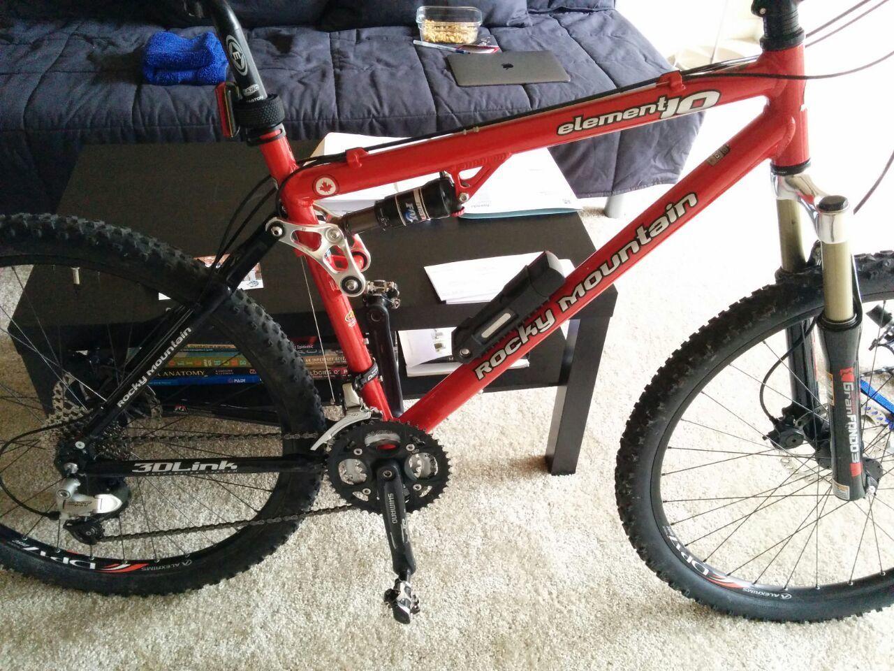 2006 Rocky Mountain Bicycles Element 10 Red