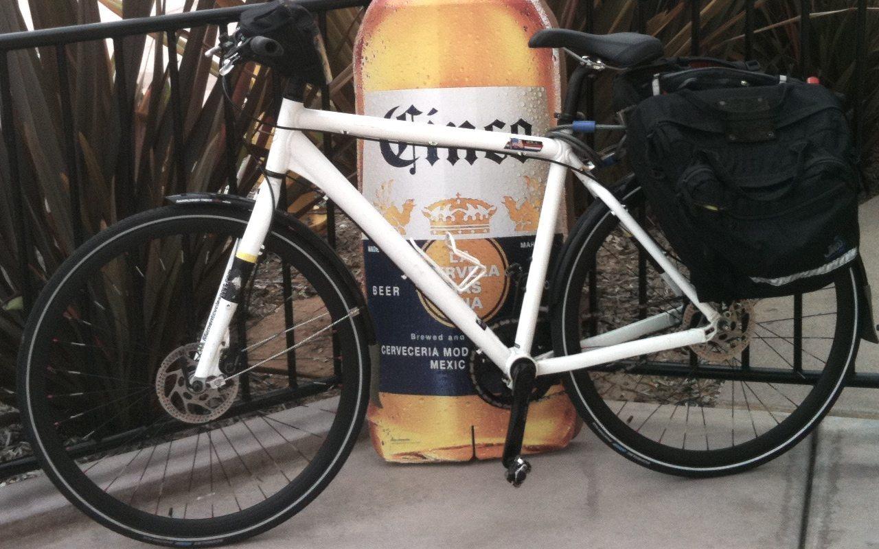 2009 Giant Seek1  White