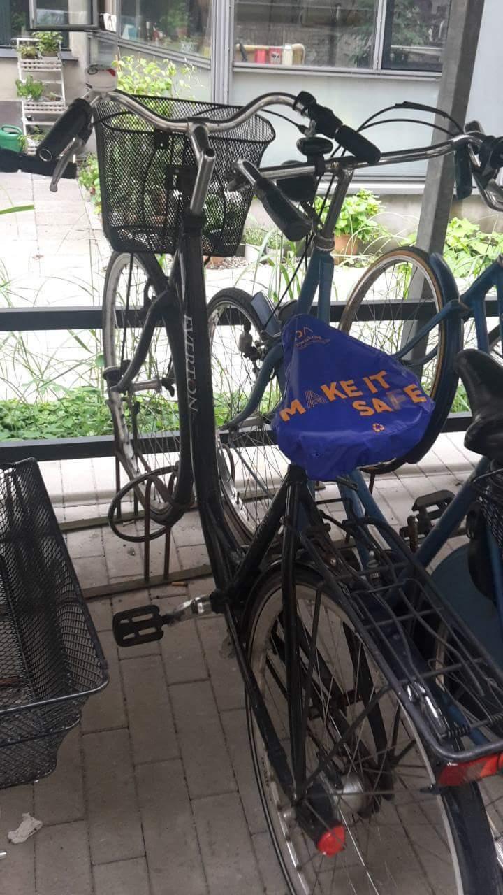 Everton black ladies bike with a brown Brooks leather saddle Black