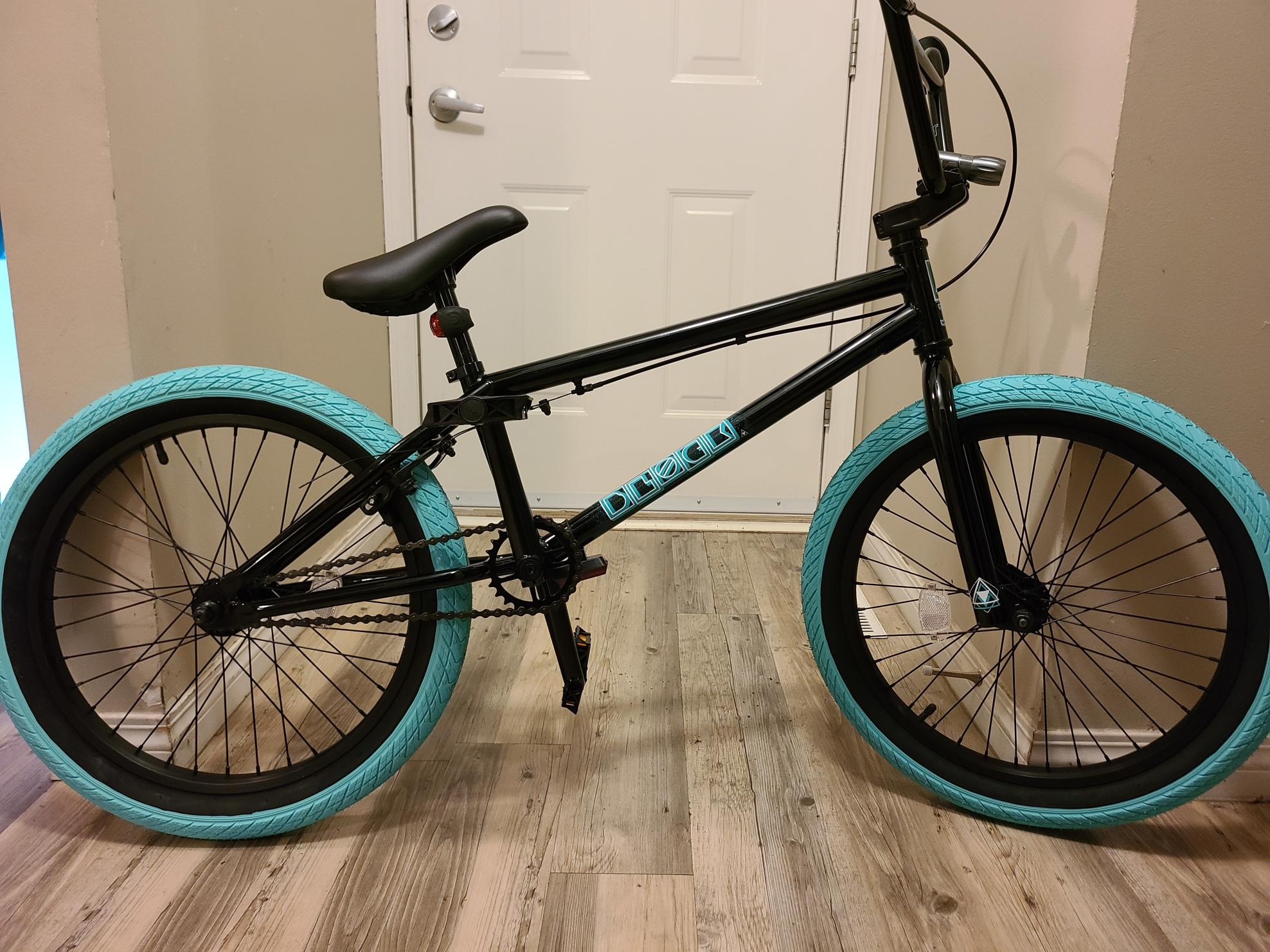 Source Jet Black and Teal