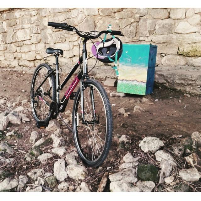 Specialized Crossroads Sport Step Through Black and Pink