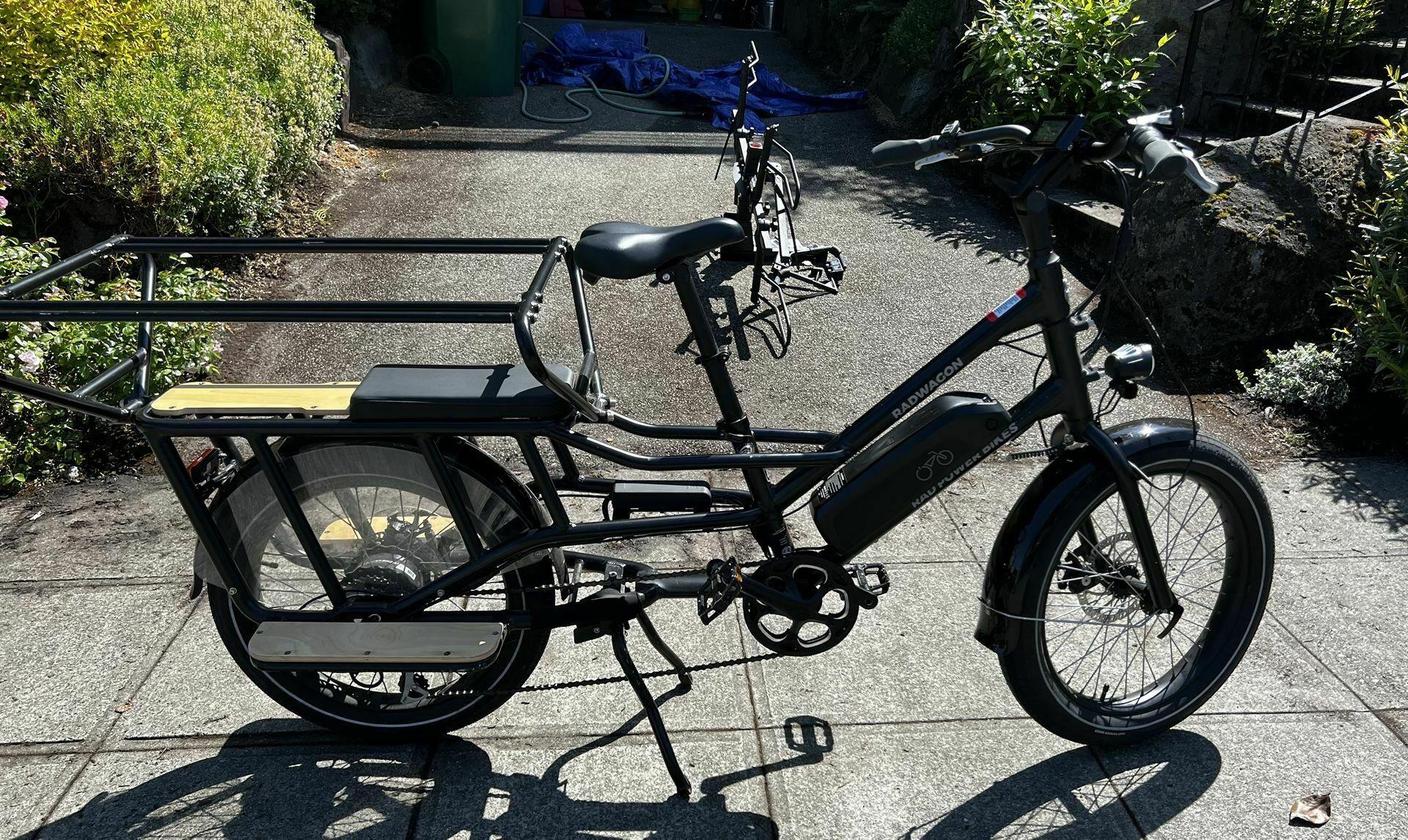 2022 Rad Power Bikes Rad Wagon 4 Black