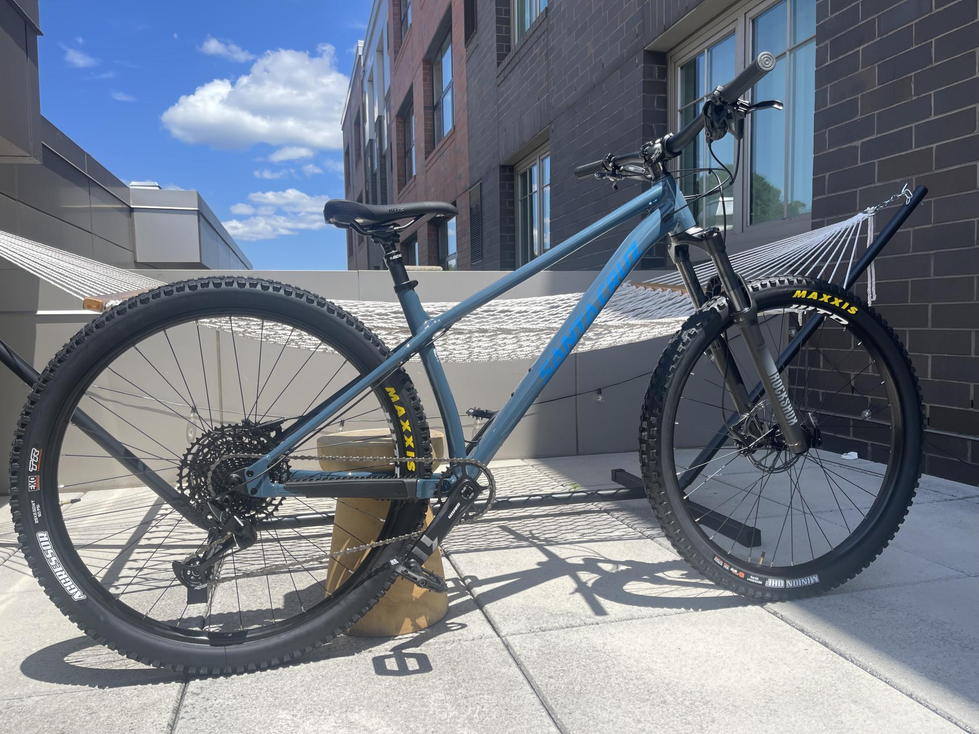 2023 Santa Cruz Chameleon Blue