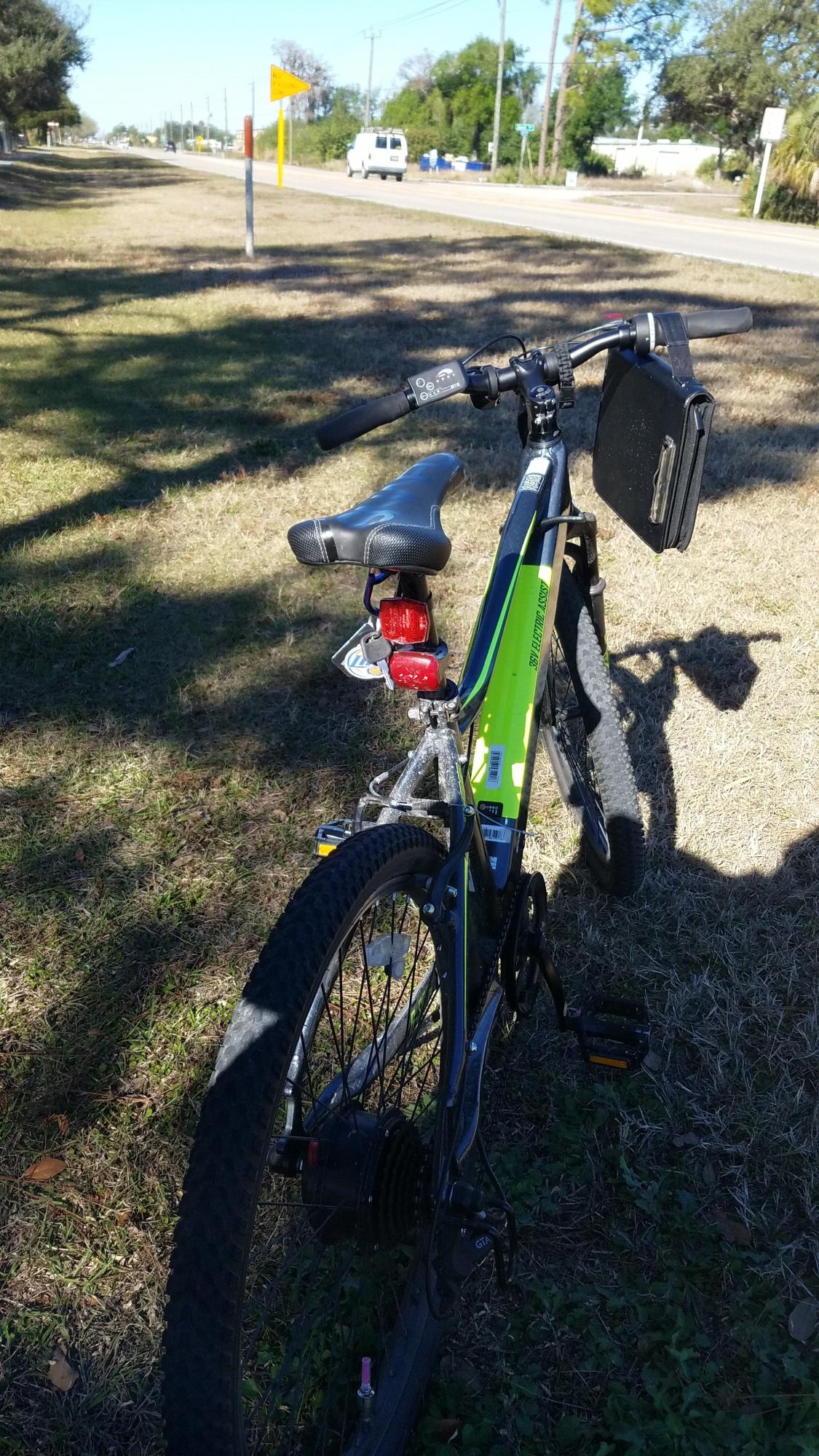 Hyper Mountain bike Silver, gray or bare metal