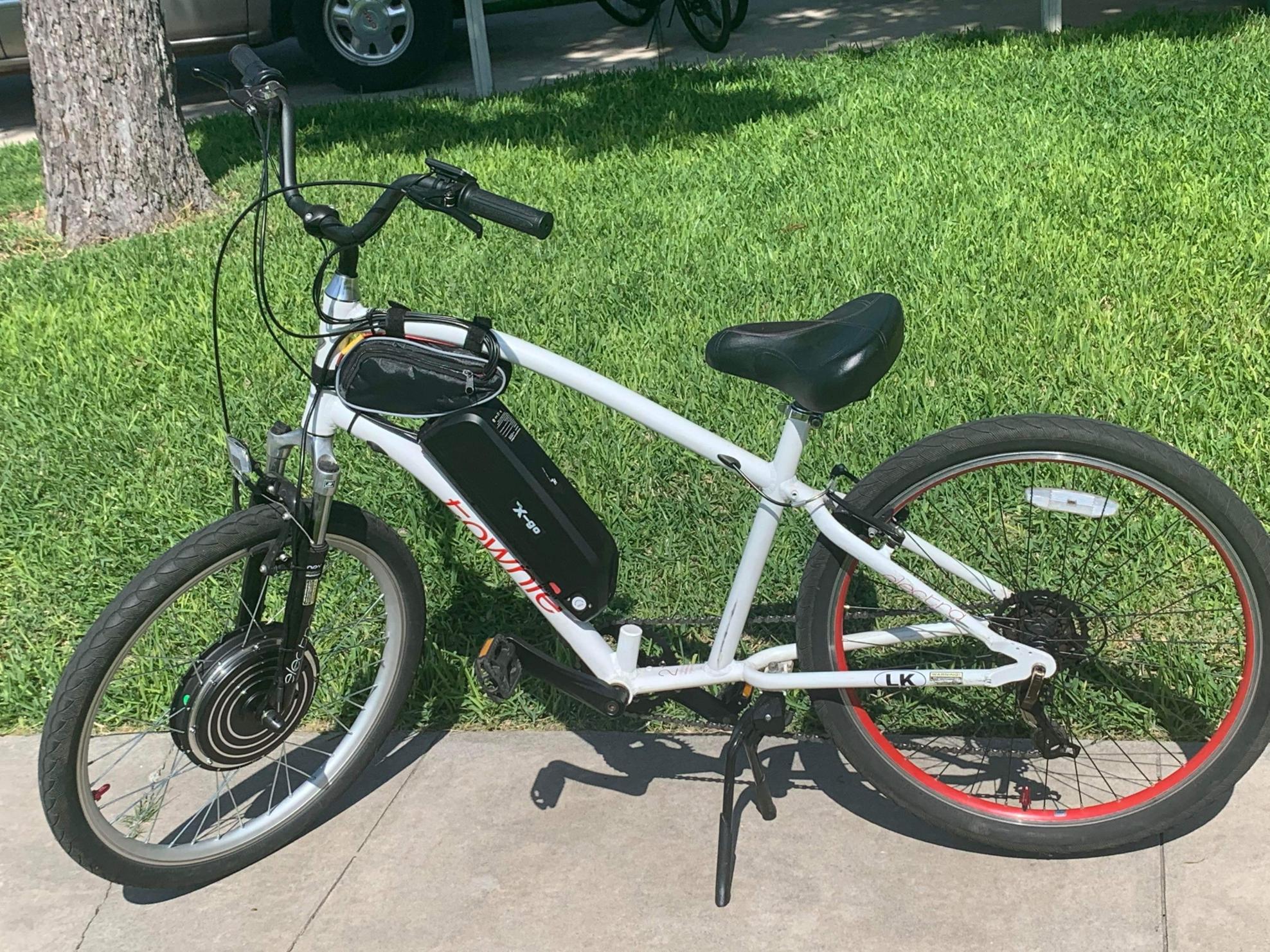 2021 Electra Townie White