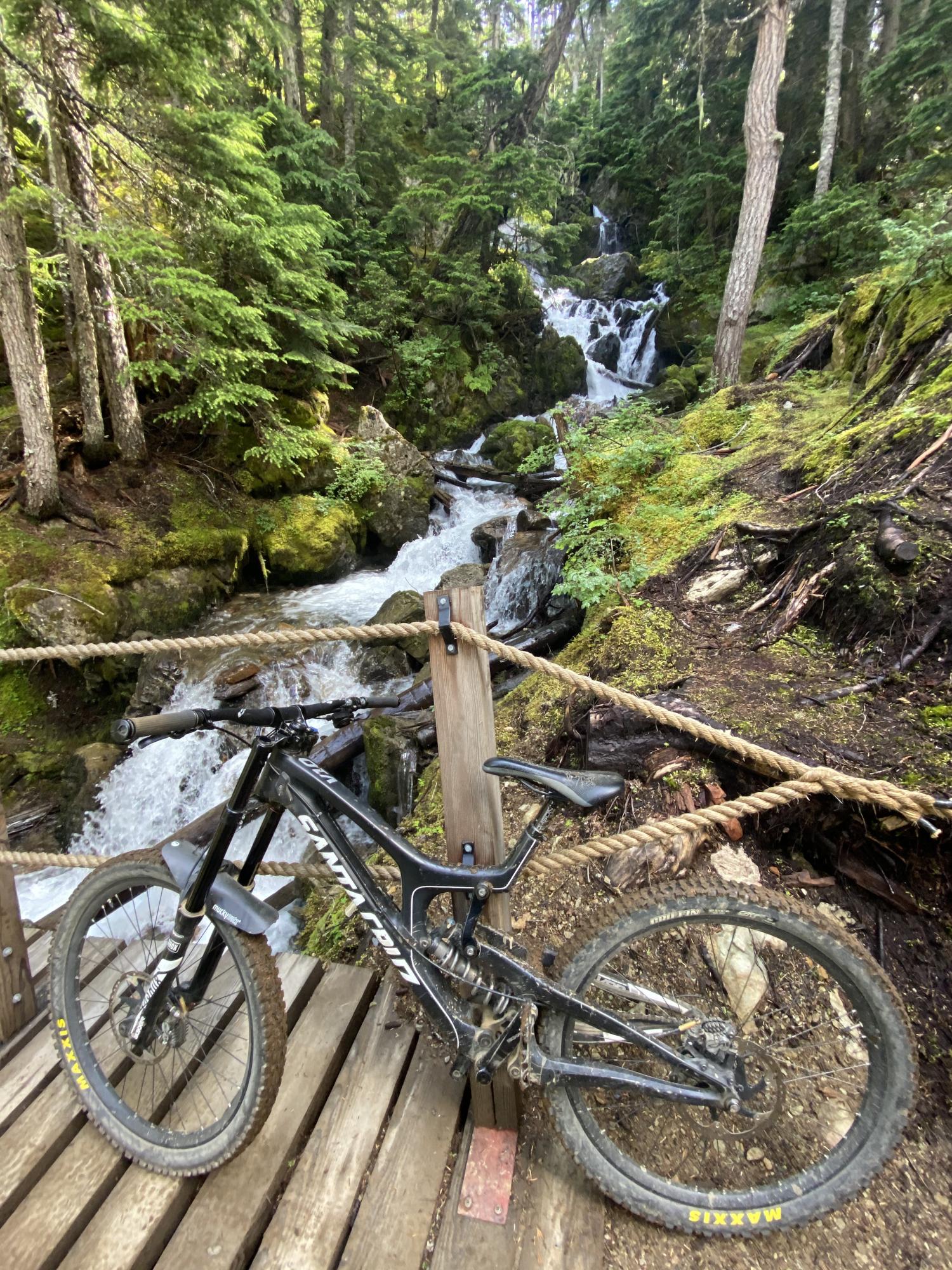 2017 Santa Cruz v10 Black