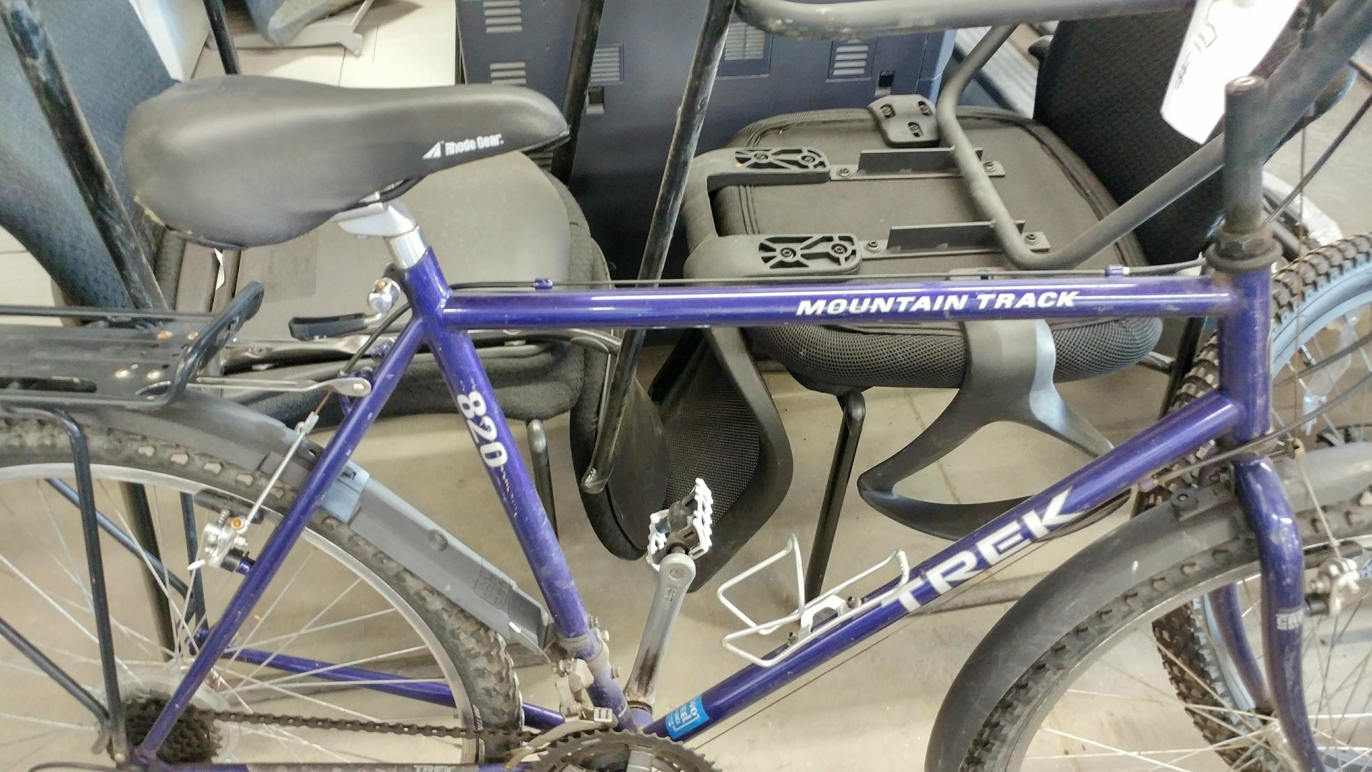 Trek Mountain Track 820 Blue