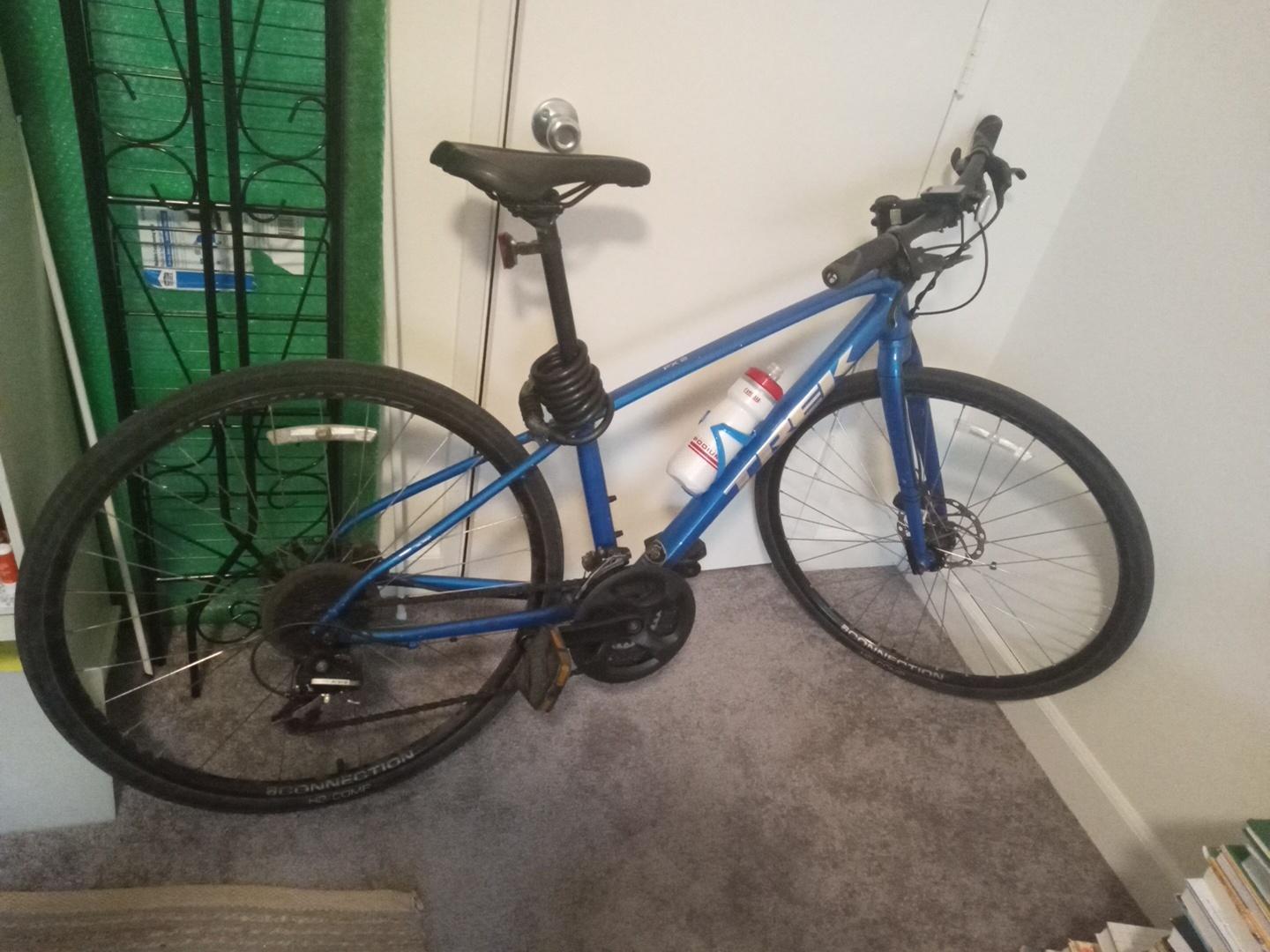 2020 Trek FX2 Blue