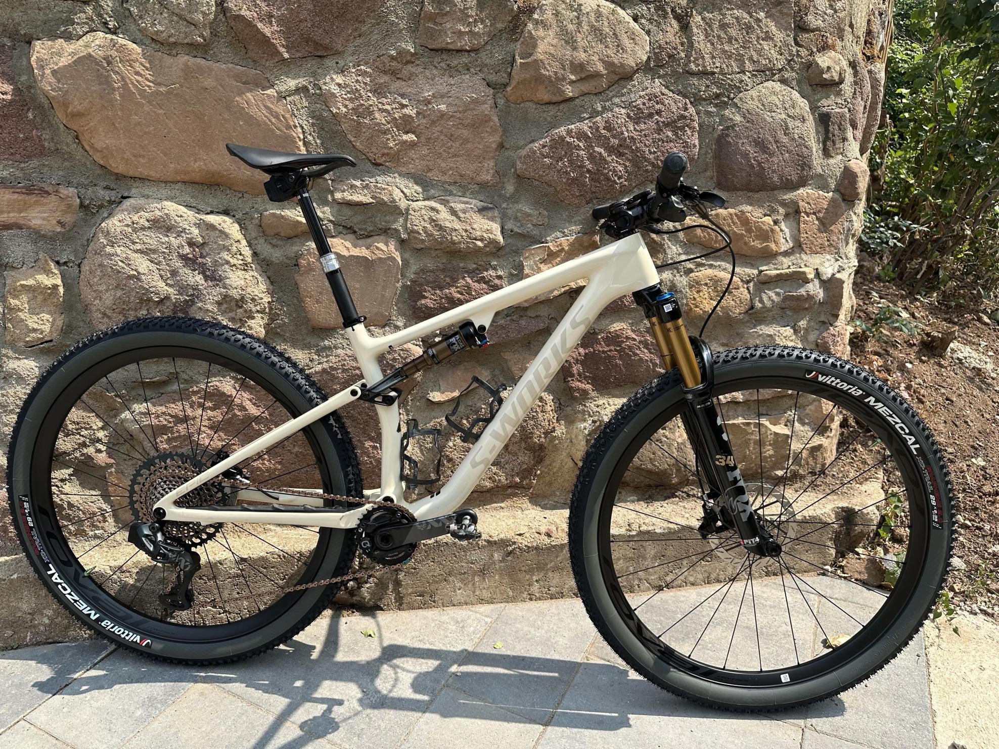 2022 Specialized Medium S Works Epic Evo White